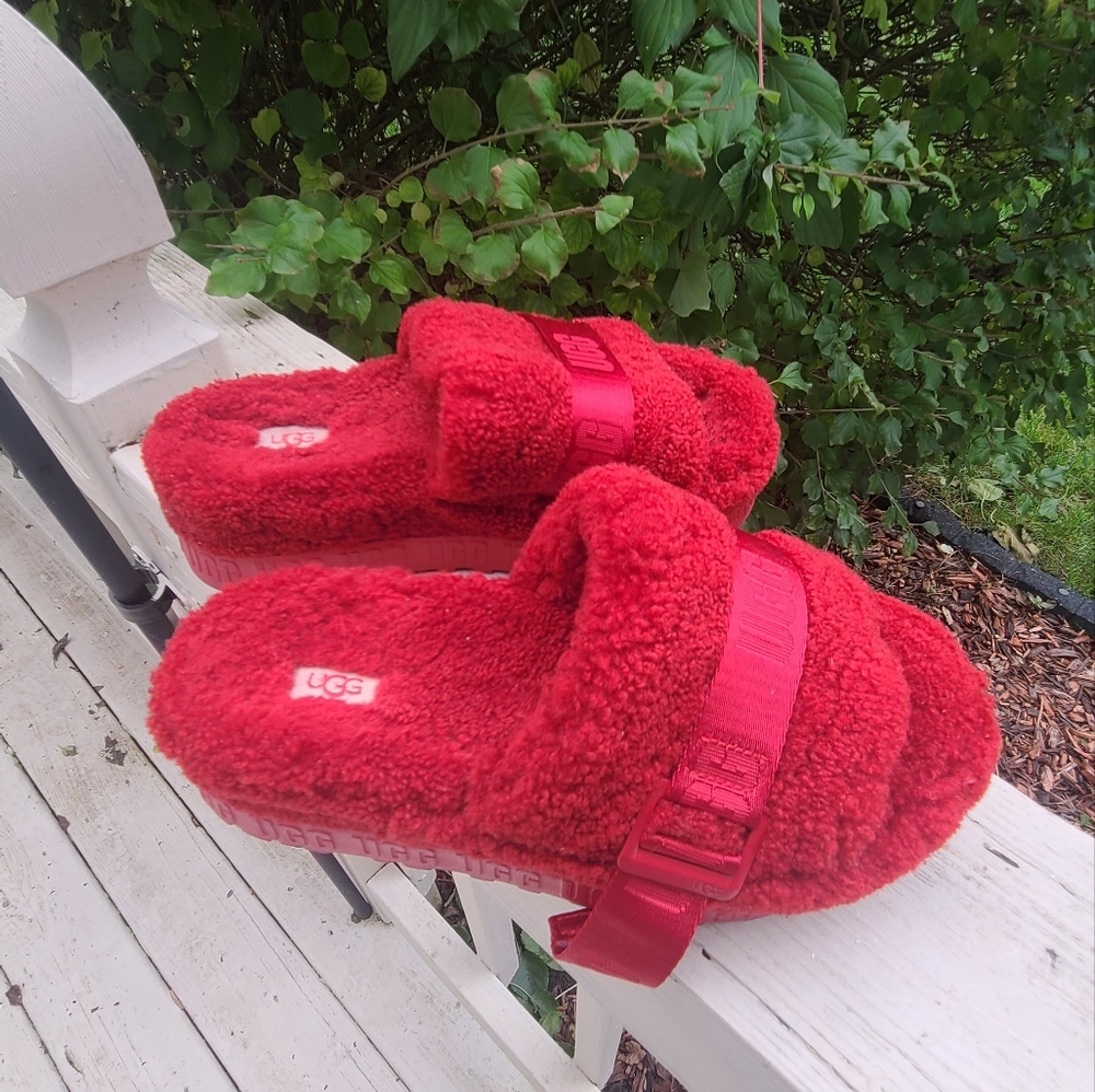 ugg oh fluffita platform slippers